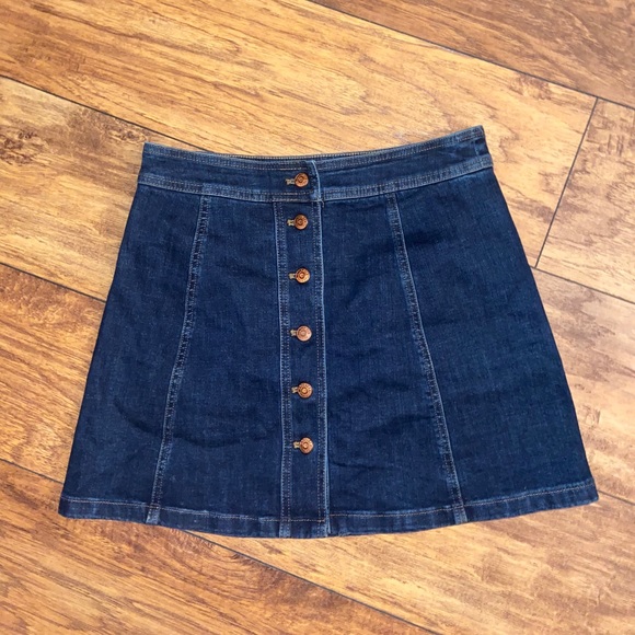 Madewell stretchy a-line dark wash denim skirt - Picture 2 of 3